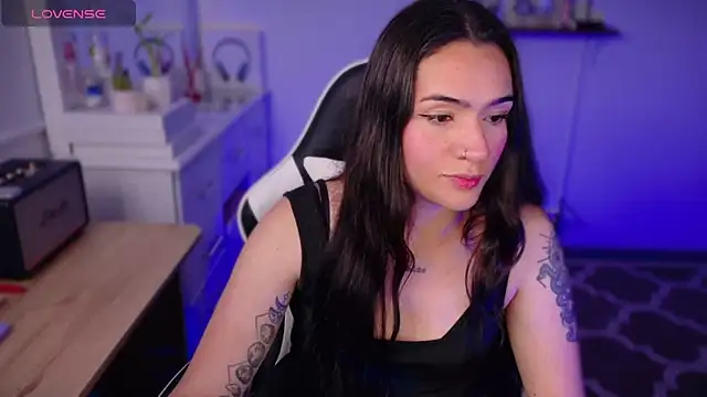 ImLui lu online show from November 15, 10:25 pm