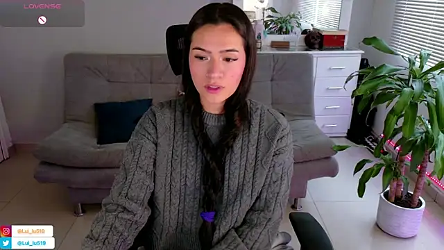 Snapshot of ImLui_lu chatting on February 22, 8:20 pm ImLui lu online show from February 22, 8:20 pm