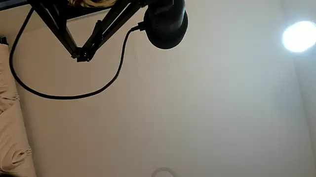 sarita loven online show from March 28, 5:08 am