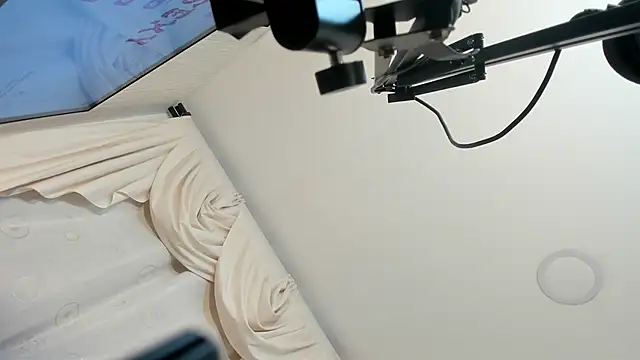 sarita loven online show from March 4, 4:42 am