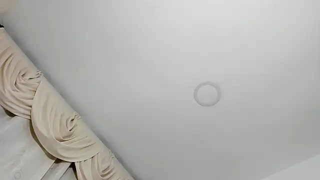 Snapshot of sarita_loven chatting on December 4, 4:55 am sarita loven online show from December 4, 4:55 am