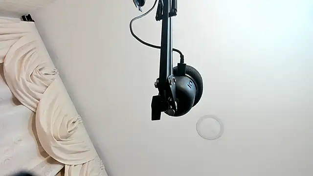 Snapshot of sarita_loven chatting on February 27, 4:45 am sarita loven online show from February 27, 4:45 am