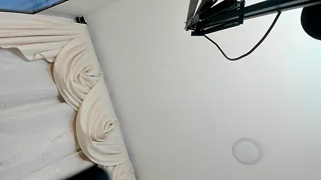 sarita loven online show from March 13, 5:01 am