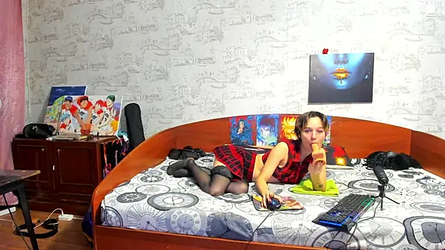 KagamiTayga online show from December 2, 2:45 am