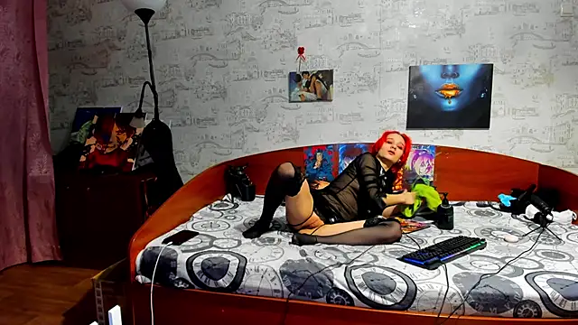 KagamiTayga online show from February 6, 2:51 am