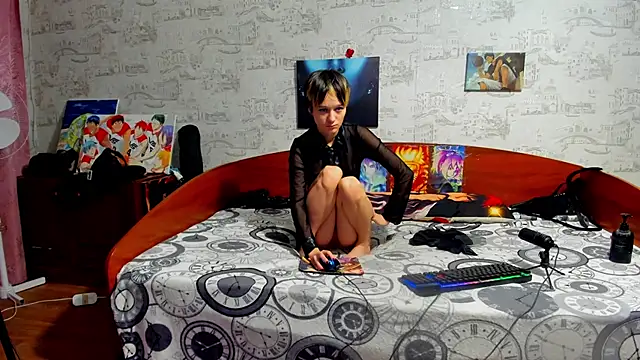 KagamiTayga online show from November 7, 2:49 am