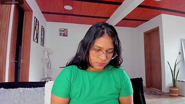 Snapshot of iriss_25 chatting on September 25, 11:16 am iriss 25 online show from September 25, 11:16 am