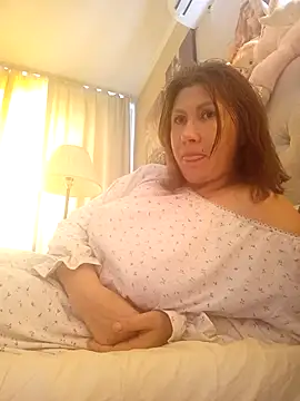 Snapshot of ROXOLANAA_SEXY chatting on February 3, 9:58 am ROXOLANAA SEXY online show from February 3, 9:58 am