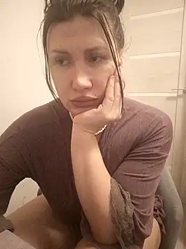 ROXOLANAA SEXY online show from April 4, 11:22 pm