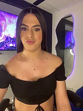 Snapshot of Naughtysofiaa chatting on July 15, 2:29 am Naughtysofiaa online show from July 15, 2:29 am