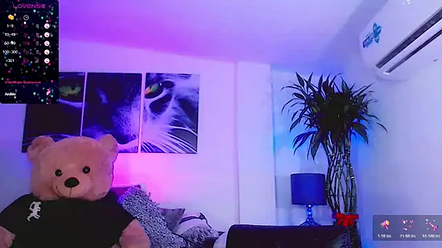 Sophiesweet5 online show from March 26, 5:11 pm