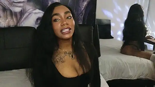 emely brandon online show from February 24, 12:11 am