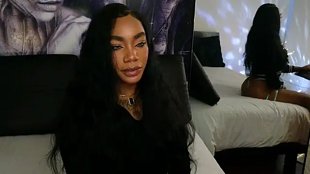 emely brandon online show from February 18, 11:23 pm