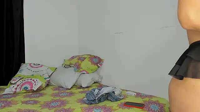 Snapshot of hot-baby_dirty chatting on February 6, 6:37 pm hot-baby dirty online show from February 6, 6:37 pm