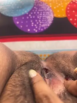 Sexyvarsha143 online show from October 3, 7:21 am