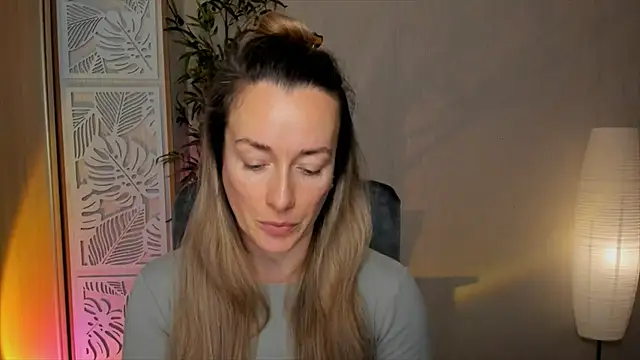 RebeccaMartinez online show from February 25, 7:08 am