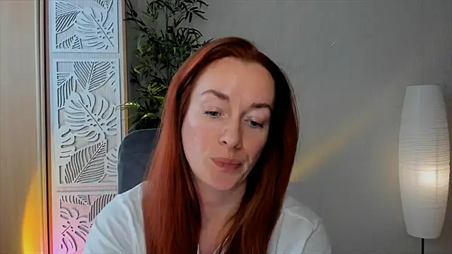 RebeccaMartinez online show from March 8, 6:49 am