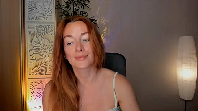 Snapshot of RebeccaMartinez chatting on June 14, 6:03 am RebeccaMartinez online show from June 14, 6:03 am