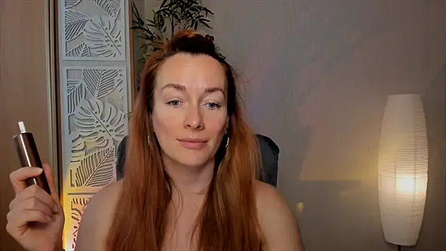 RebeccaMartinez online show from April 6, 6:25 am