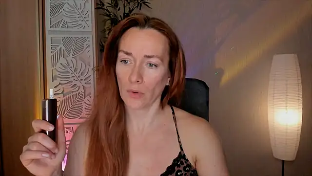 RebeccaMartinez online show from April 14, 1:27 pm