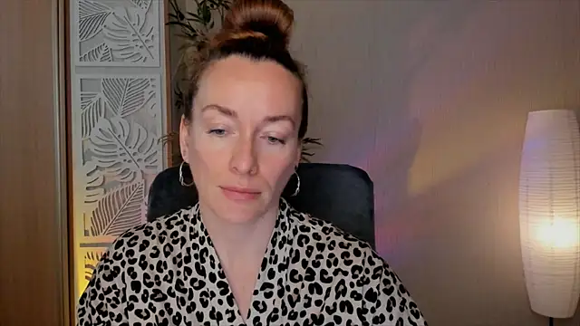 RebeccaMartinez online show from April 27, 7:28 am