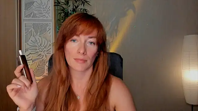 Snapshot of RebeccaMartinez chatting on June 26, 9:04 am RebeccaMartinez online show from June 26, 9:04 am
