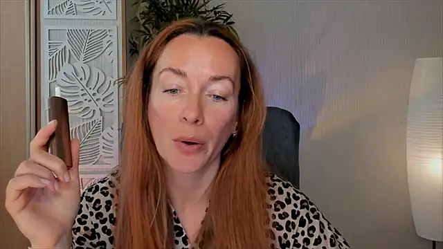 RebeccaMartinez online show from May 13, 7:04 am