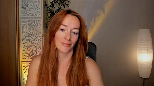 Snapshot of RebeccaMartinez chatting on June 15, 5:07 am RebeccaMartinez online show from June 15, 5:07 am