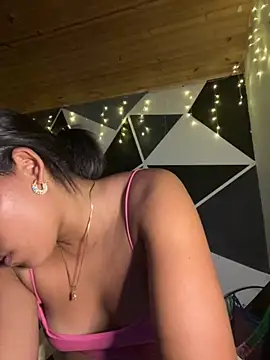 emilyharber online show from October 30, 7:11 pm