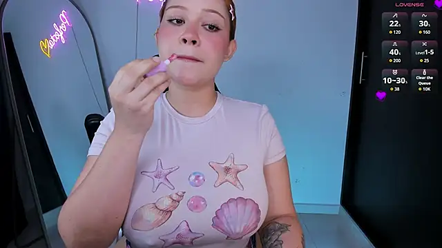 daniela hornny online show from May 20, 5:26 am