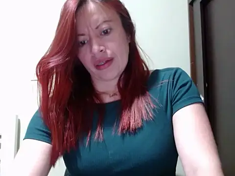 emilysamantha 8 online show from February 24, 4:24 am