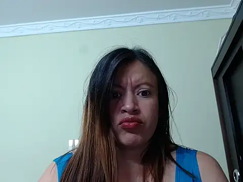 emilysamantha 8 online show from November 21, 8:08 pm