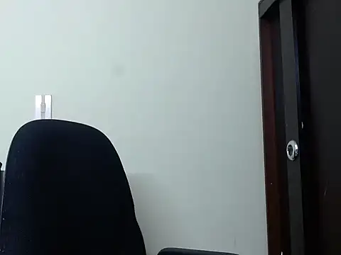 emilysamantha 8 online show from February 17, 5:05 am