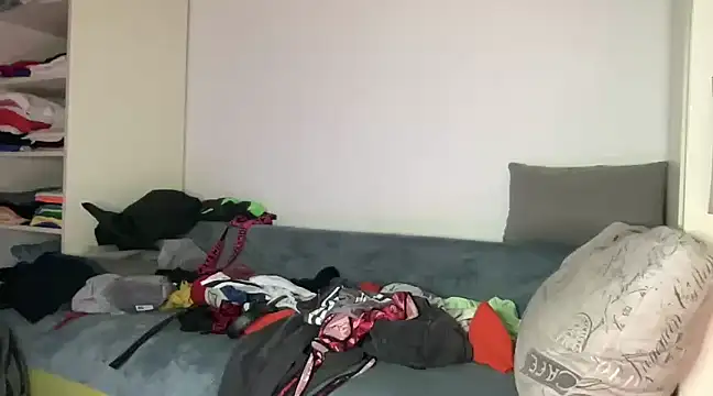 alejandrobgxh online show from February 7, 11:03 pm