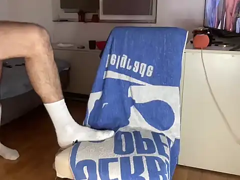 alejandrobgxh online show from December 20, 7:17 pm