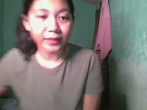 Snapshot of _smiling4u_ chatting on November 11, 4:24 pm smiling4u online show from November 11, 4:24 pm