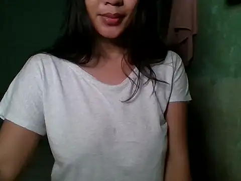 Snapshot of _smiling4u_ chatting on November 13, 3:49 pm smiling4u online show from November 13, 3:49 pm