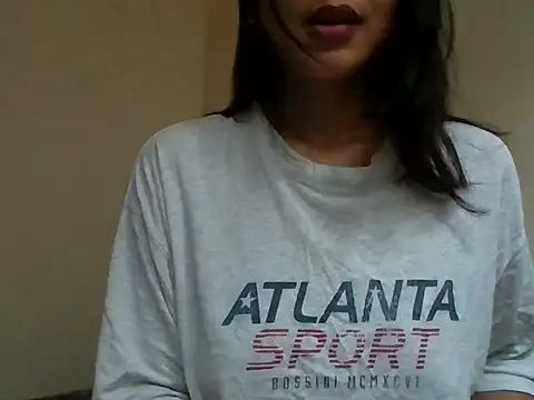 Snapshot of _smiling4u_ chatting on June 3, 6:58 am smiling4u online show from June 3, 6:58 am