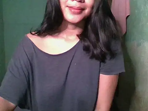 Snapshot of _smiling4u_ chatting on October 16, 9:01 pm smiling4u online show from October 16, 9:01 pm