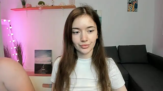 Snapshot of PollyFlame chatting on October 19, 12:02 am PollyFlame online show from October 19, 12:02 am