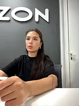Snapshot of Sweet_Lollypop chatting on September 15, 4:07 pm Sweet Lollypop online show from September 15, 4:07 pm