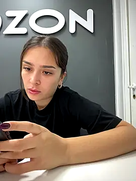 Snapshot of Sweet_Lollypop chatting on September 16, 6:36 am Sweet Lollypop online show from September 16, 6:36 am