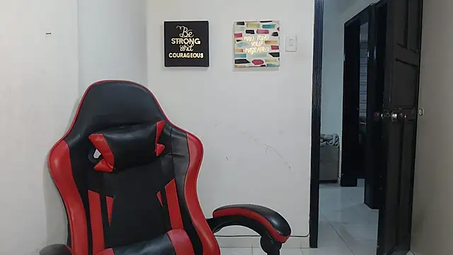 Liamiler01  online show from November 11, 12:05 am