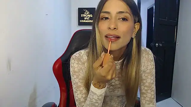 Liamiler01  online show from October 30, 12:58 pm