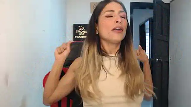 Liamiler01  online show from October 29, 12:26 pm