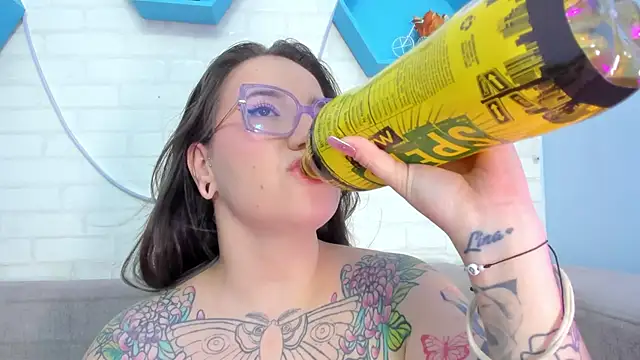 DEVA BLUE  online show from February 26, 8:50 am