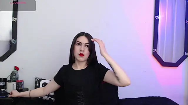 Snapshot of Amy_Aloqua chatting on October 1, 4:11 pm Amy Aloqua online show from October 1, 4:11 pm