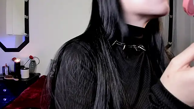 Amy Aloqua online show from March 4, 4:04 pm