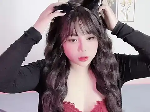 Snapshot of __Lyly__ chatting on November 5, 1:31 am Lyly online show from November 5, 1:31 am