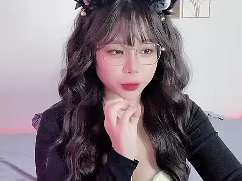 Snapshot of __Lyly__ chatting on October 30, 1:59 am Lyly online show from October 30, 1:59 am